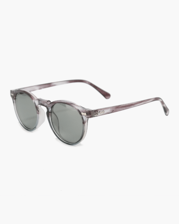 32_56c54430-add4-4c0f-b993-e12d37ae8e49-1.png Old Money Sunglasses (Polarised)
