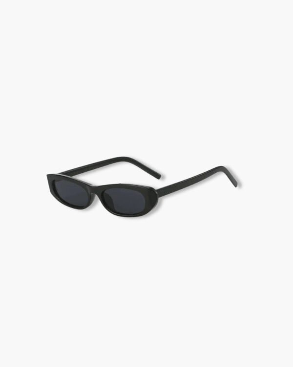 ImageEdit-OldMoney_72e75c8a-a0ee-466d-8fc3-0c34d40b29fd-1.jpg Sylvie Oval Sunglasses